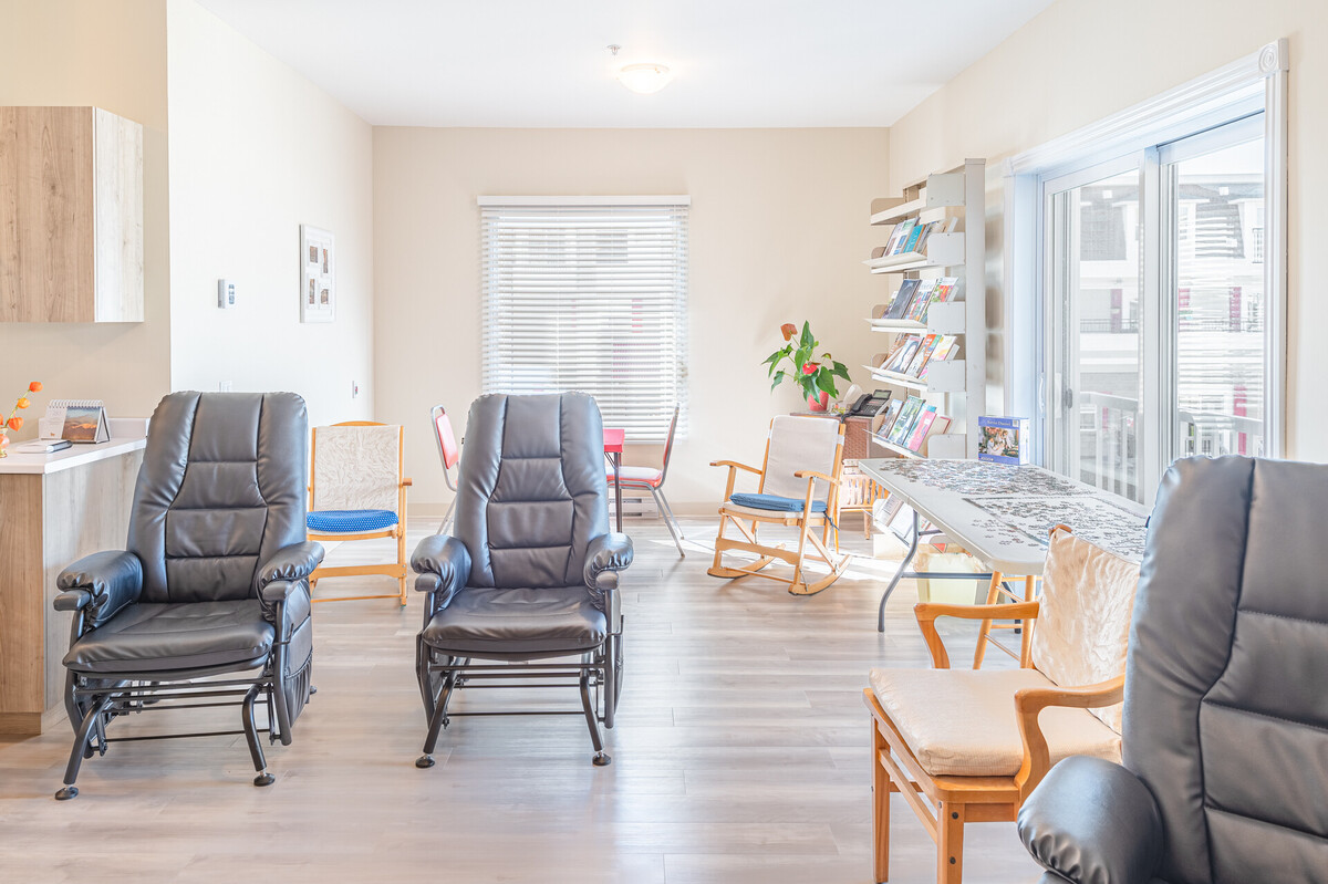 Résidence des religieuses / Résidence Le Royal | Bathurst, Nouveau-Brunswick