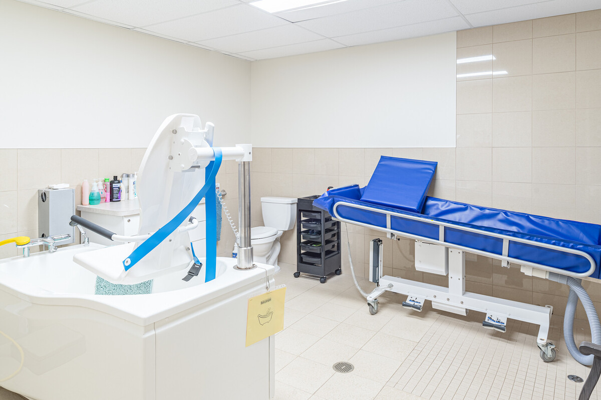 Résidence des religieuses / Résidence Le Royal | Bathurst, Nouveau-Brunswick